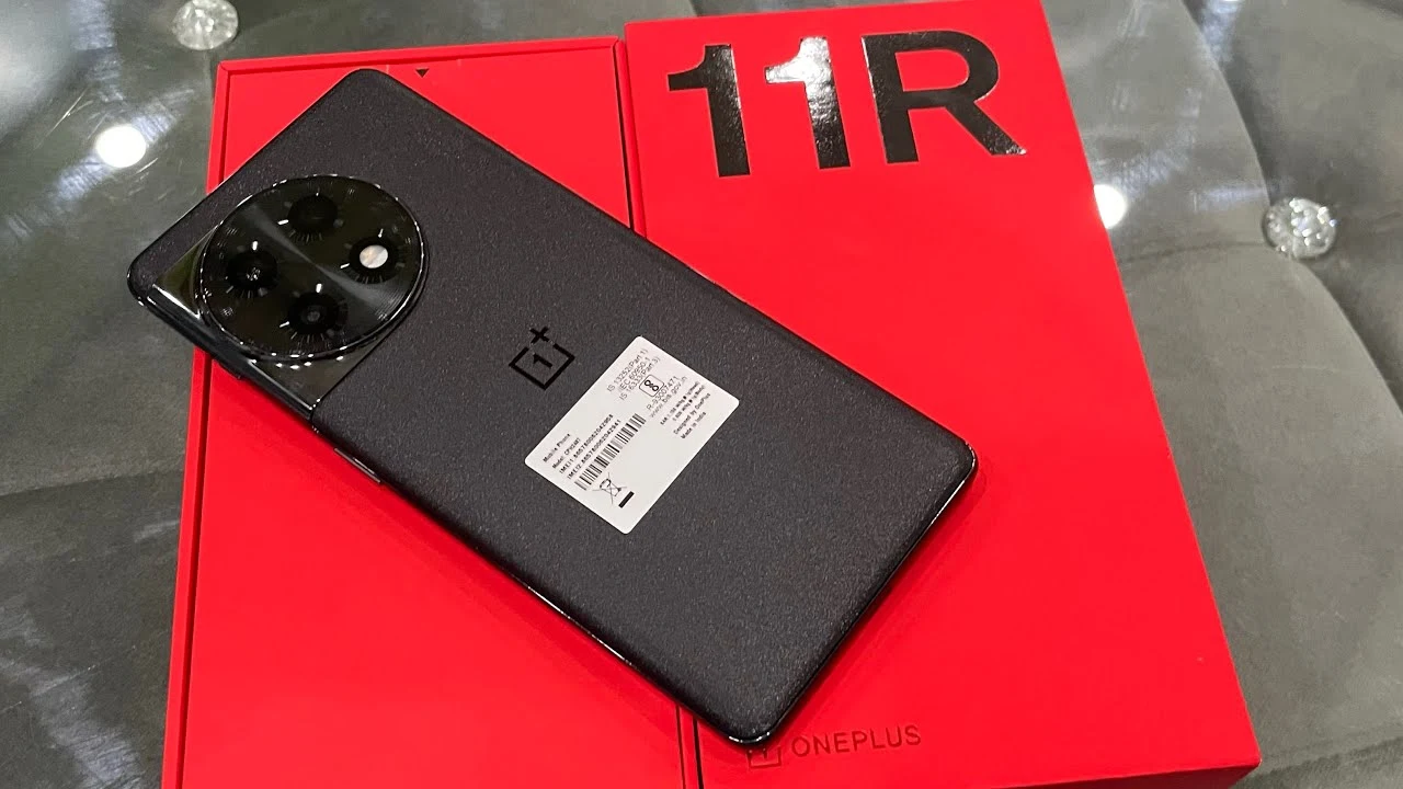 गरीबो के बजट में आया OnePlus का सस्ता सुंदर स्मार्टफोन, 50 मेगापिक्सेल कैमरा क्वालिटी के साथ तगड़ी 5000mAh की बैटरी