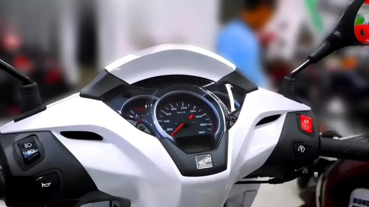 2025 Honda Activa 8G Launched – Iconic loook, Smarter Features and Unmatched Fuel Efficiency